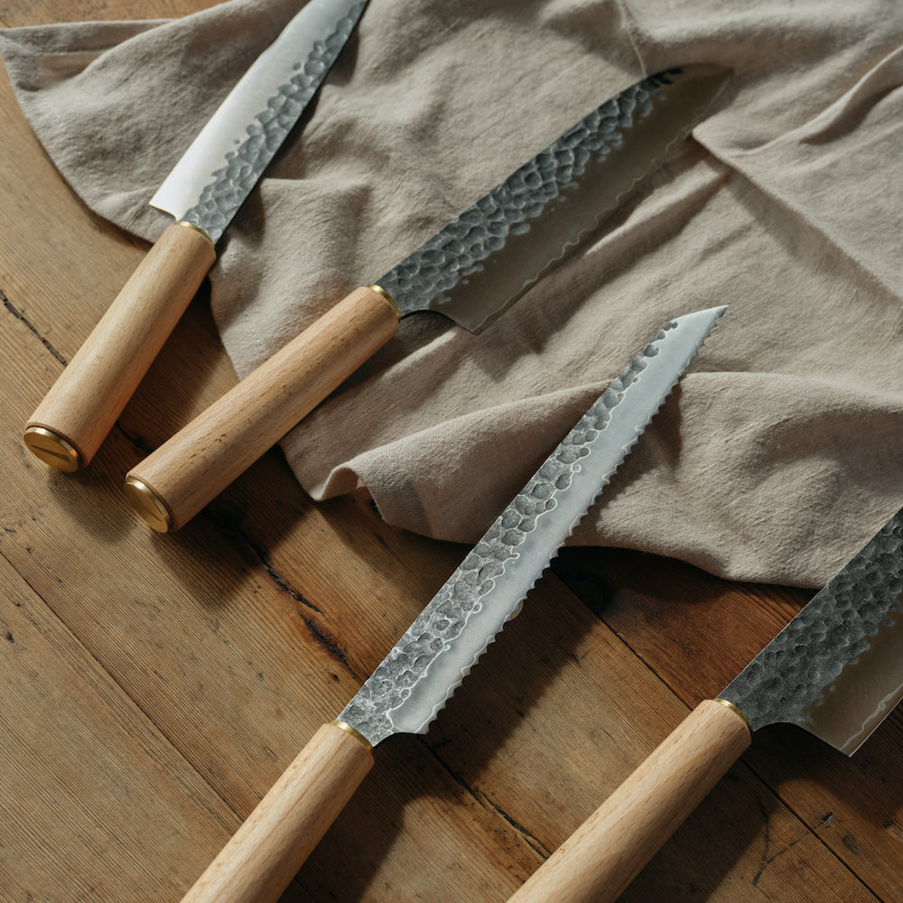 The Difference Between Chefs Knives And Santoku Knives