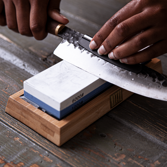 Sharpening top chefs knives