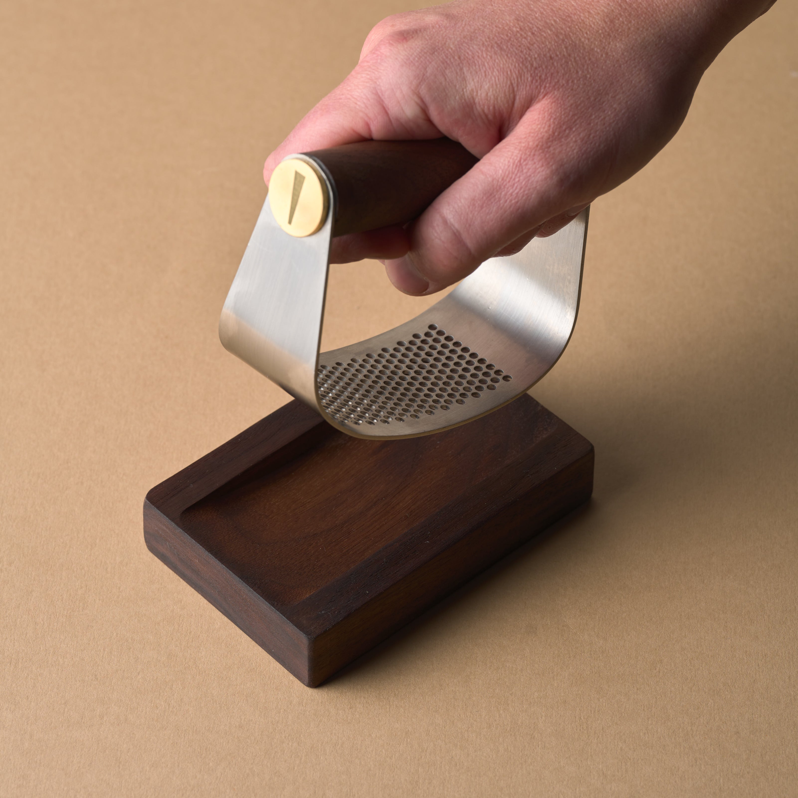 Katto Garlic Crusher - Thumbnail 2